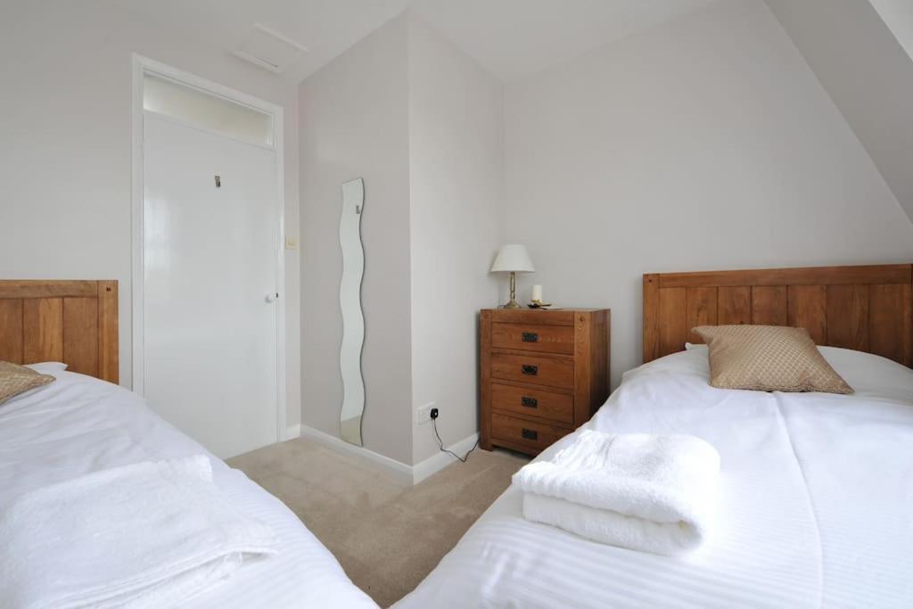 Spacious Apartment Central Бат Экстерьер фото